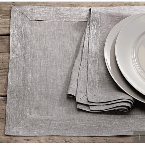 RH BELGIAN LINEN METALLIC Napkins in Dune color 2 SETS OF 4 + 4 placemats - Picture 1 of 1